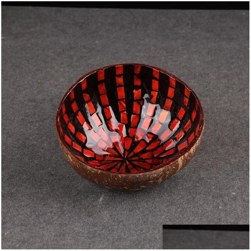 wholesale vietnamese natural coconut shell bowl decorative wooden storage bowl hand-painted colorful ornament candy bowl 
