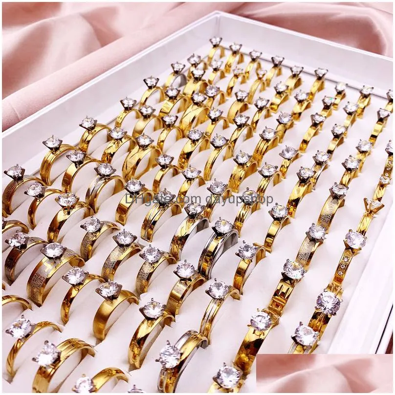 fashion 30pcs/lot stainless steel crystal zircon ring popular titanium band gold silver mixed style men and women wedding jewelry party