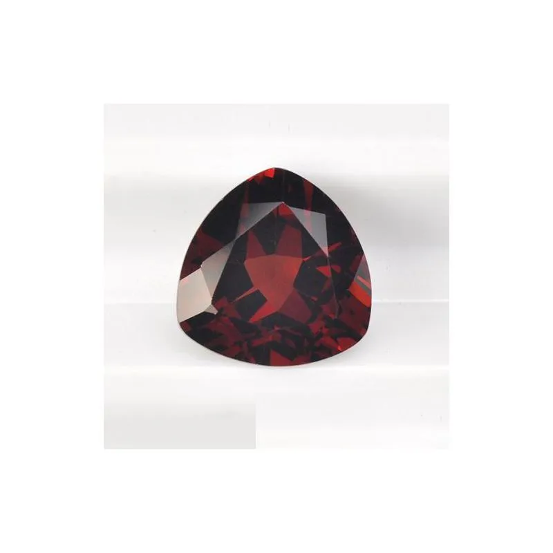 20pcs/lot trillion shape facet 5*5-8*8mm machine cut factory wholesale chinese natural garnet red loose gemstone for jewelry making