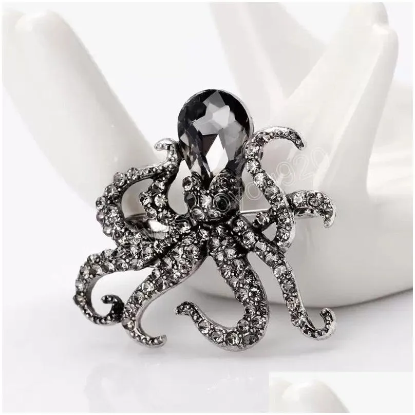 Octopus Brooch For Men Full Rhinestones Antique Silver Color Jewelry Pin Brooches Accessories
