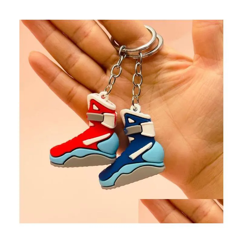designer simulation three-dimensional shoes keychain cute fashion 3d sneakers modeling keychains for men women children bag key