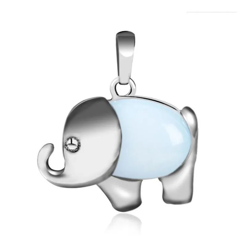 12 colors energy cute elephant pendants natural chalcedony jades gem stone for child jewelry chakra other fashion accessories