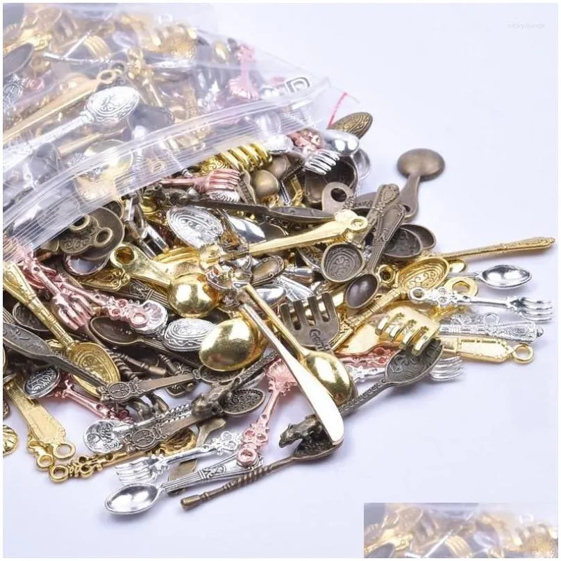 Charms 20/30/40Pcs Mixed Styles Cooking Spoon Fork Retro Random Kitchen Tool Supplies Pendant For Diy Necklaces Jewelry Making