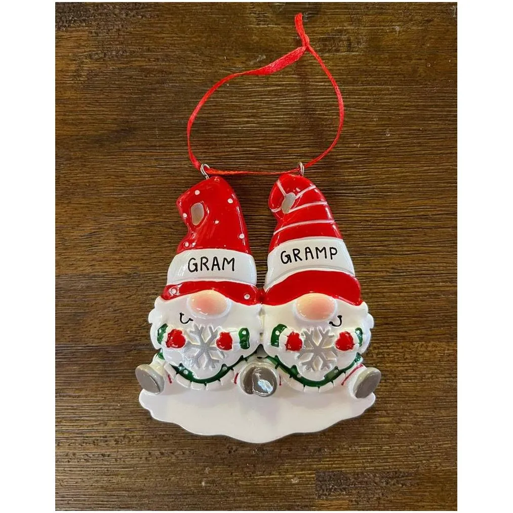 2022 New Creative Christmas ornament Family of 2-6 Decoration DIY Name Hard Resin Christmas Tree Decorations Pandemic