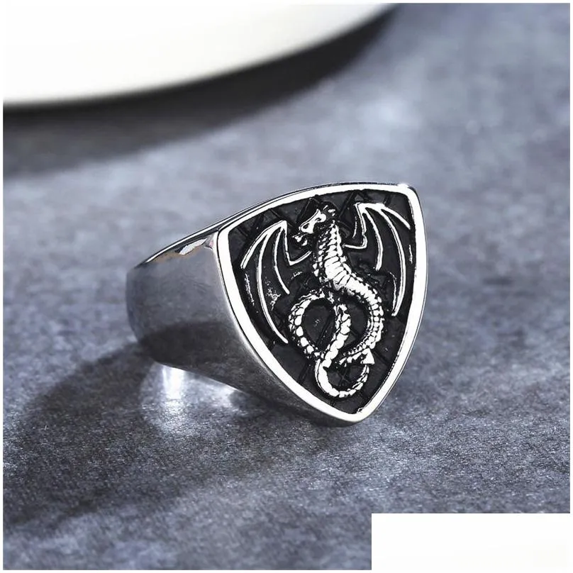 retro relief pterosaur flying dragon dinosaur wings rings stainless steel shield shaped biker vintage punk gothic monsters jewelry