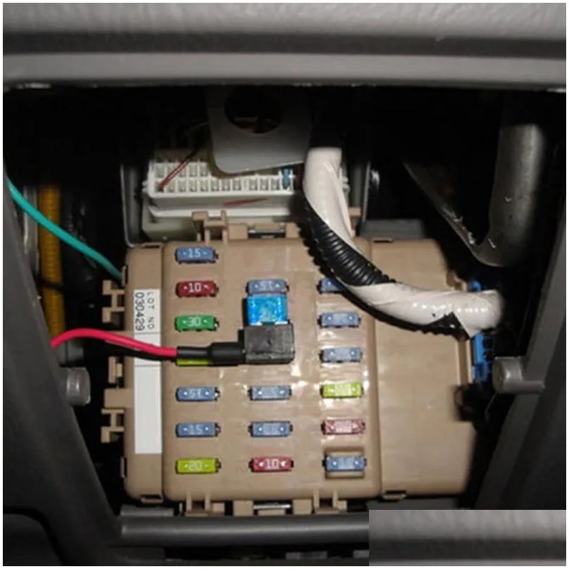 Multiple Car Fuse Box 12V Holder Insurance ATM Adapter APM Tap Mini Blade Micro Add-a-Circuit Set Accessories