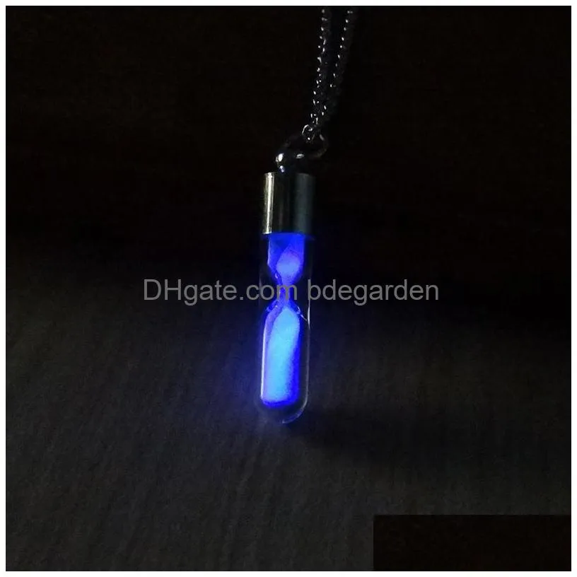 new glow in the dark time hourglass pendnat necklaces luminous glass phosphor bottle charm for women fashion jewelry gift