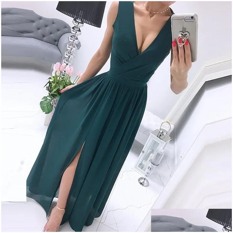 Casual Dresses Chiffon Summer Deep V-neck Sleeveless Beach Dress Elegant Split Long Skirt Retro Floral Print Vestido