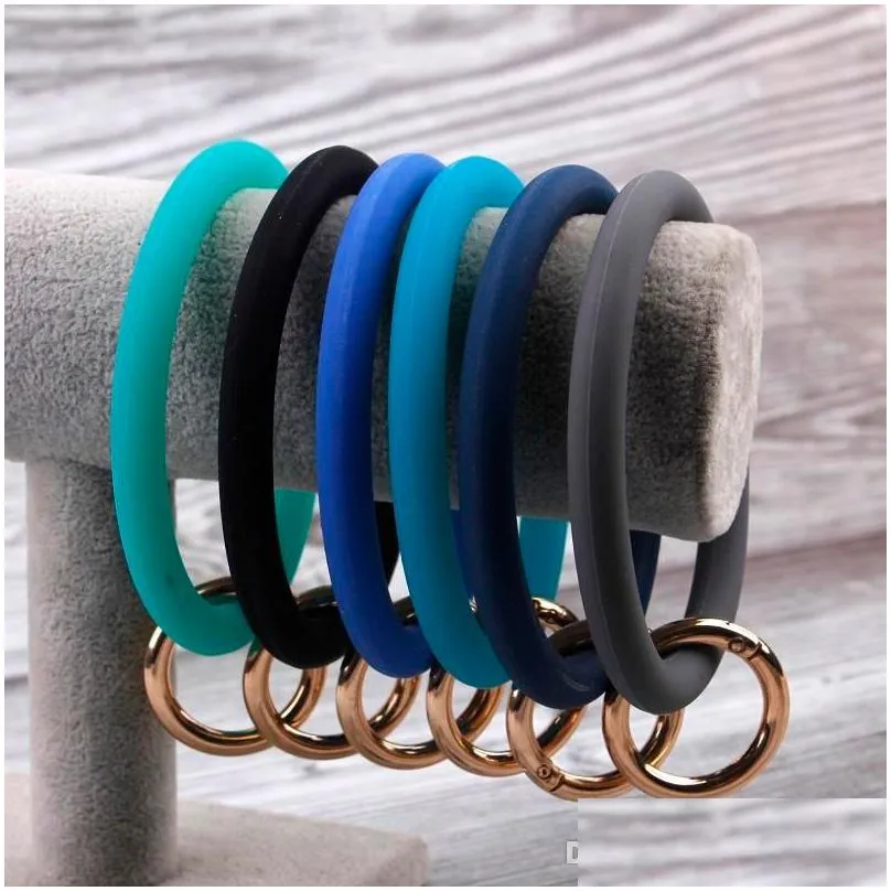 silicone o key chain big o ring keychain custom circle wristlet keychain wholesale for women key wrist strap o key ring