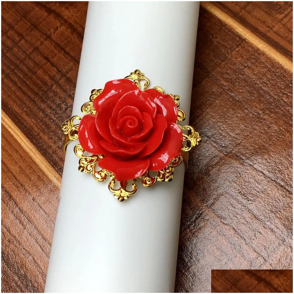 Wholesale- 50Pieces Red Rose Flower Decor Gold Napkin Ring Holder Hoops Romantic Nice Looking Weeding Party Table Decoration