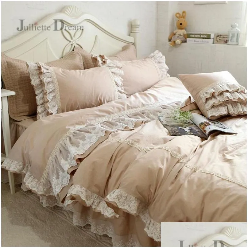 bedding sets top luxury embroidery wedding set lace ruffle duvet cover bed sheet bedspread romantic bedroom home decoration beddings