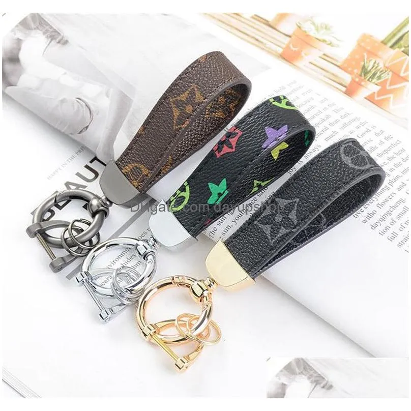 fashion designer keychain classic exquisite luxury car keyring zinc alloy letter unisex lanyard metal small jewelry 17 colors