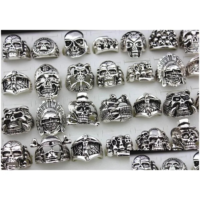 Hot sale Gothic Skull Carved Big Biker Rings Men`s Anti-Silver Retro Punk Rings For Men s Fashion Jewelry in Bulk wholesale