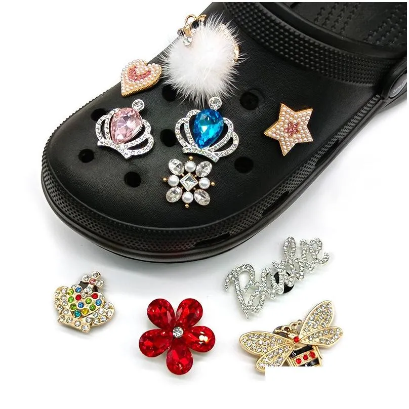 2022 NEW designer bling clog charms For Decorations Golden luxury metal Shoe Accessories Charms Buckles