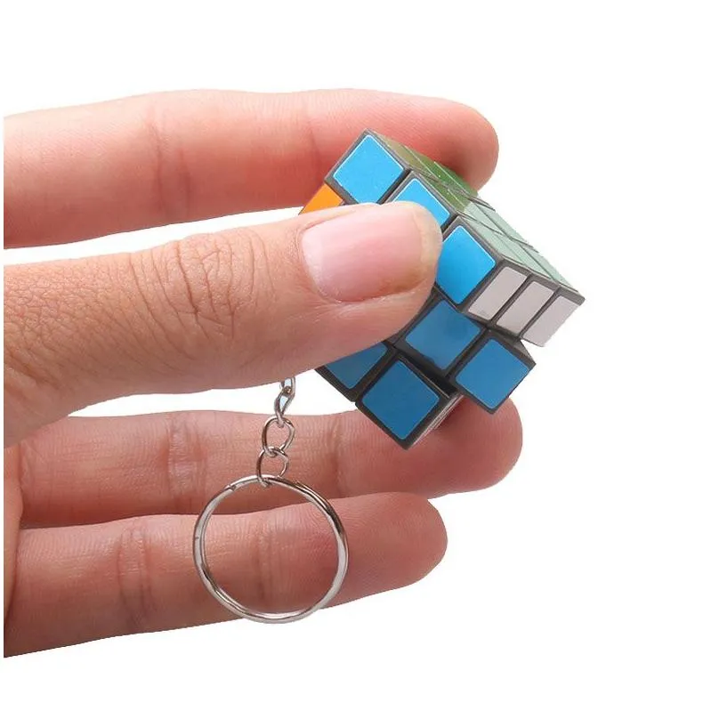 3x3x3cm Mini Size Magic Cube with Keychain Puzzle Cube Fidget Toy Play Cubes Puzzles Games Kids Intelligence Learning Educational Toys
