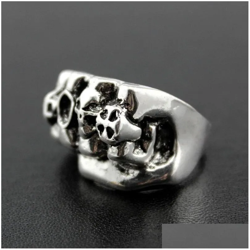 Hot sale Gothic Skull Carved Big Biker Rings Men`s Anti-Silver Retro Punk Rings For Men s Fashion Jewelry in Bulk wholesale