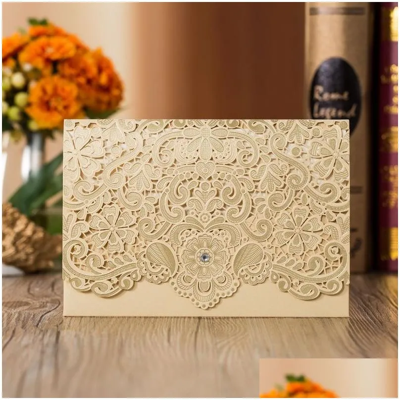 100pcs Red Gold Laser Cut Diamond Wedding Invitations Card Elegant Greeting Card Customize Wedding Favor Event Party Decoration