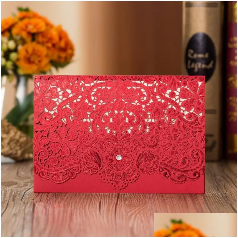 100pcs Red Gold Laser Cut Diamond Wedding Invitations Card Elegant Greeting Card Customize Wedding Favor Event Party Decoration