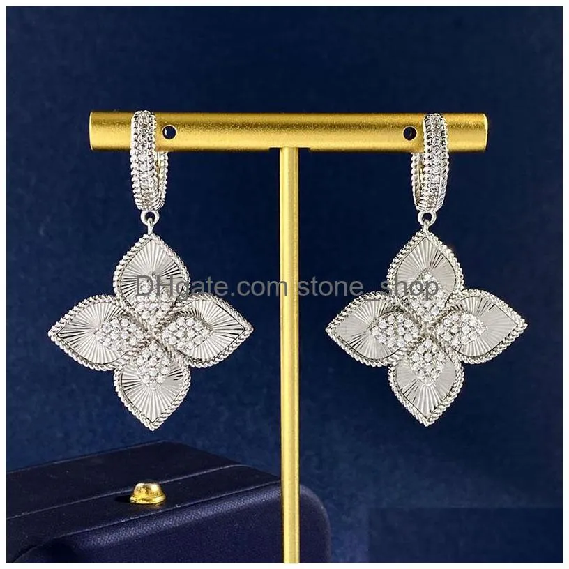  designed sparkling diamonds shaped flower pendant womens earrings three-dimensional long earrings designer jewelry p03