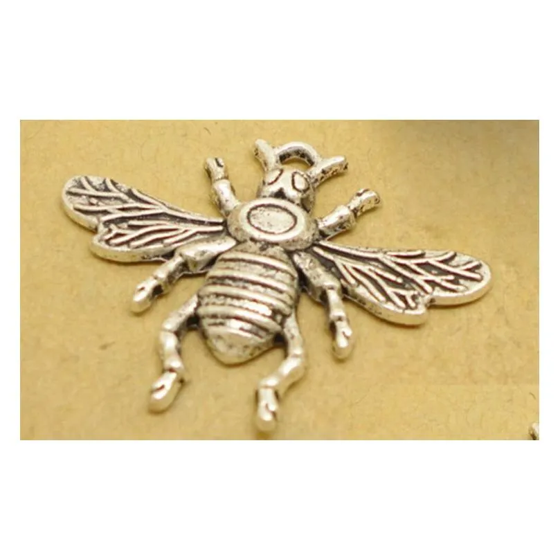Items100pcslot Alloy Bee bronze or silver Plated Charms Pendant Fit Jewelry DIY 2524MM8795748