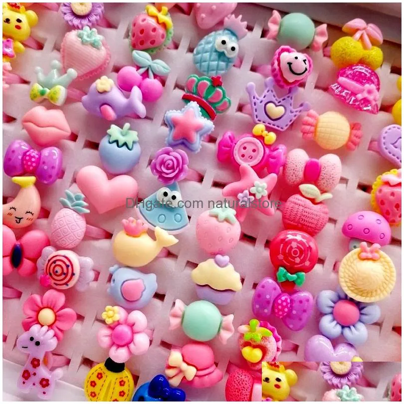 newest 200pcs/lot children`s cartoon rings charm finger band jewelry frosted heart shape animals flower baby girl tangible benefits kid