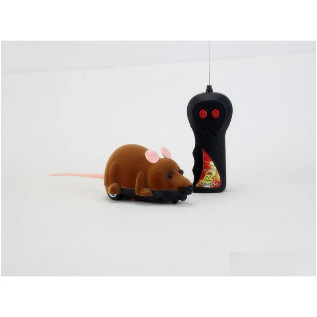 Cat Toys 8 Colors Remote Control Wireless RC Simulation Mouse Toy Electronic Rat Mice For Kitten Novelty