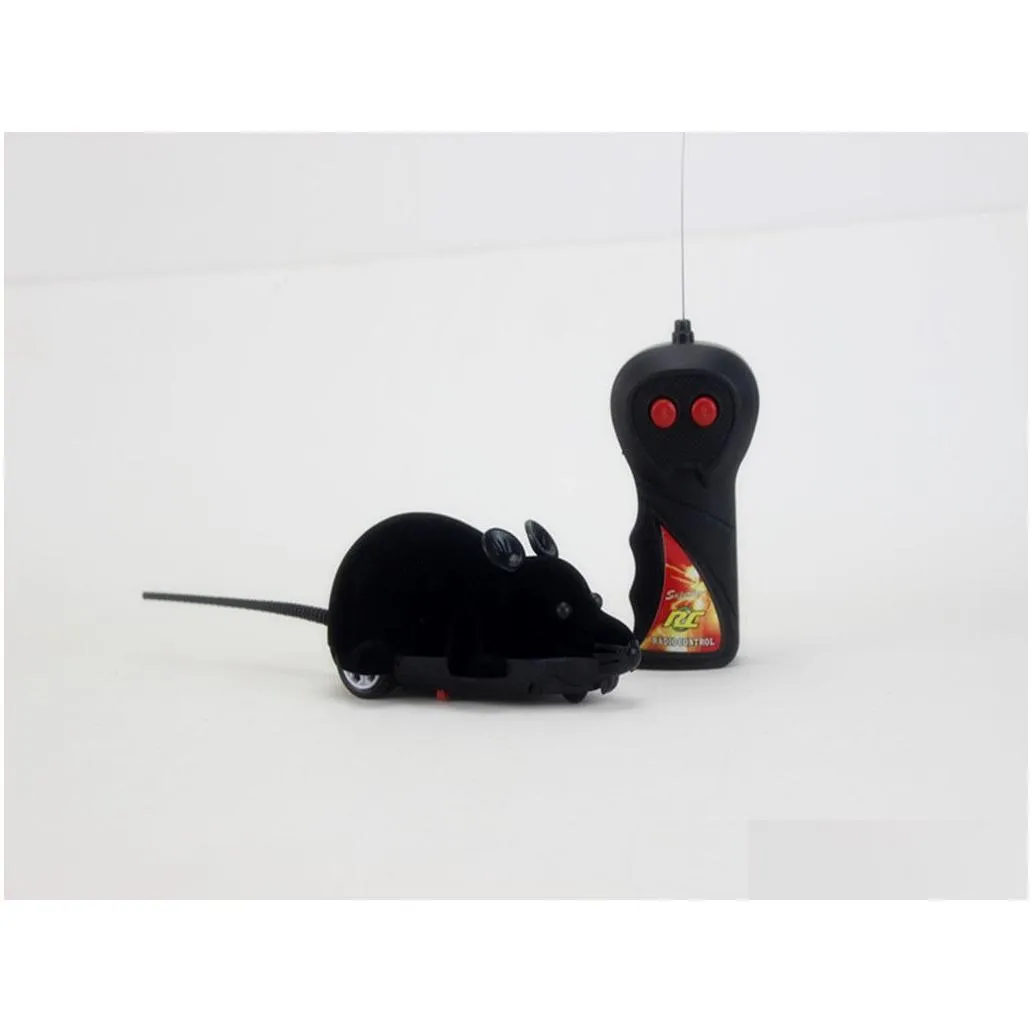 Cat Toys 8 Colors Remote Control Wireless RC Simulation Mouse Toy Electronic Rat Mice For Kitten Novelty