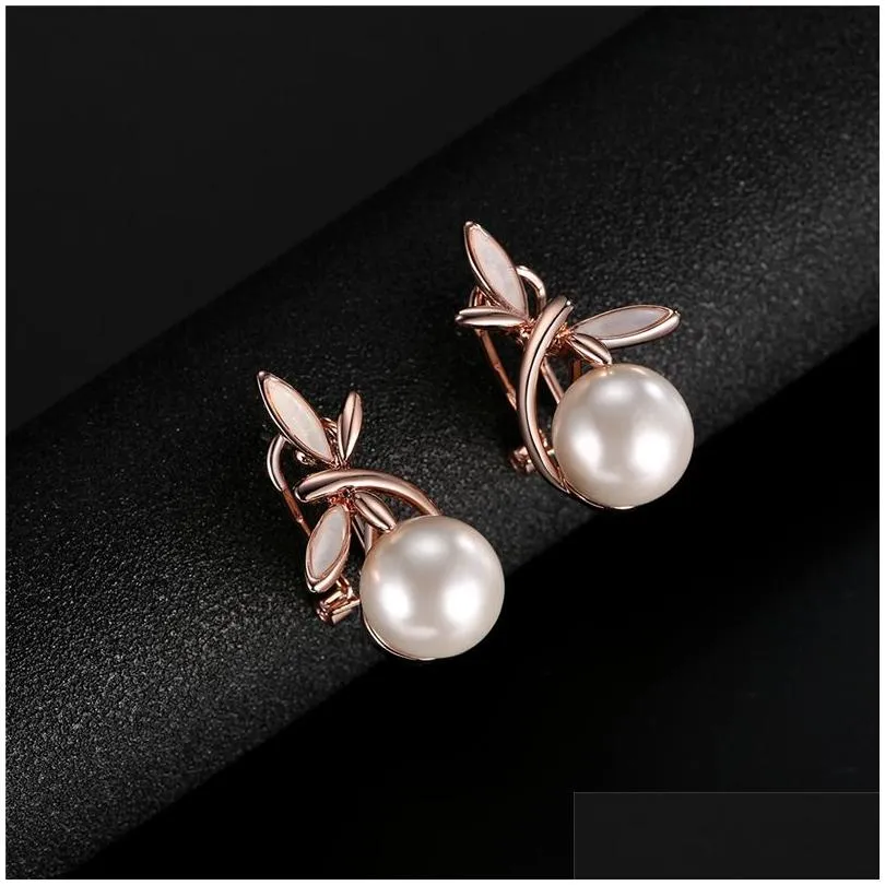 Pearl Necklace Earrings Set for Wedding Party Rose Gold Alloy Jewelry Set Fashion Trend Women Girls Lady Round Pendant Necklace