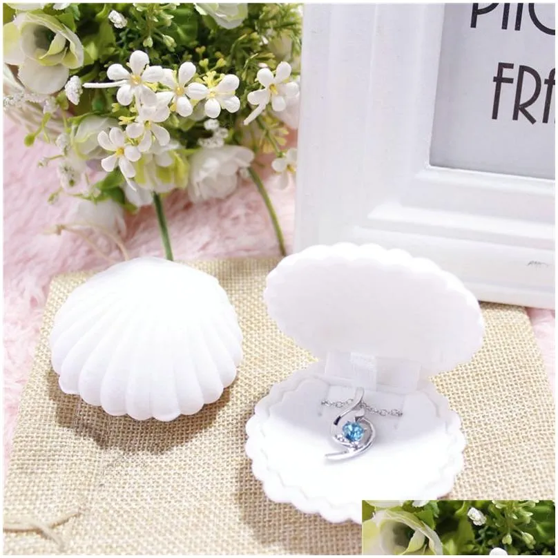 Jewelry Display Gift Boxes Holder Shell Shape Flocking Box Lovely Velvet Wedding Engagement Ring Box for Earrings Necklace Bracelet 5