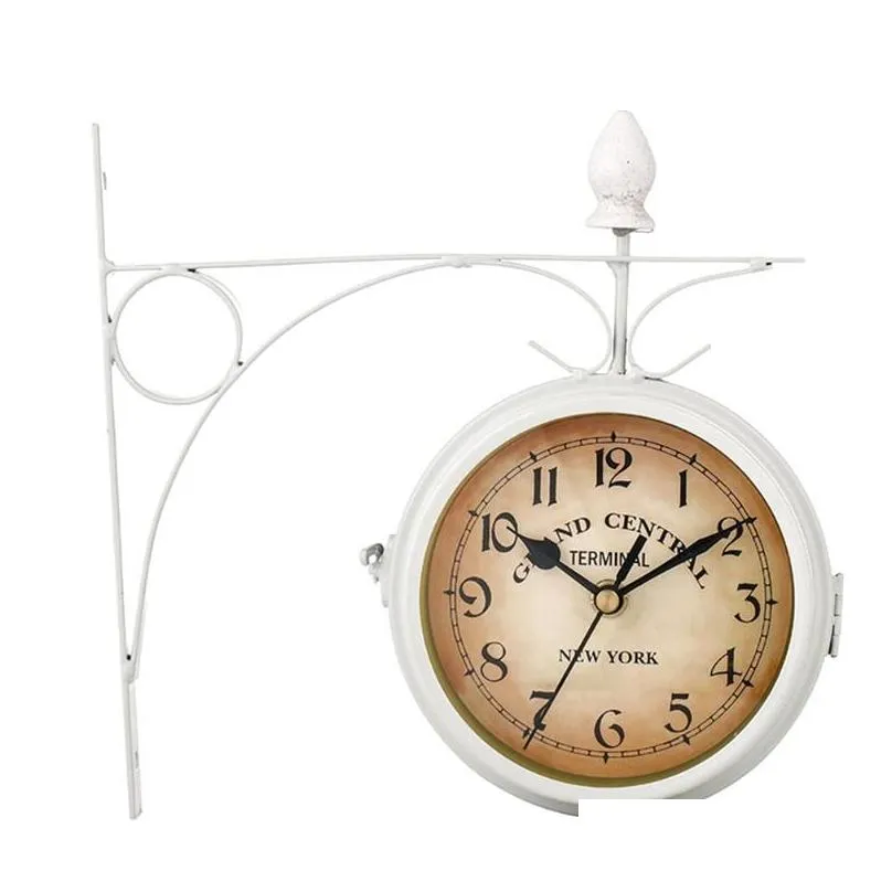 Wall Clock Vintage Battery Powered Mount Garden Outdoor Decoration Double Sided Retro Hanging European Style Coffee Bar Round1