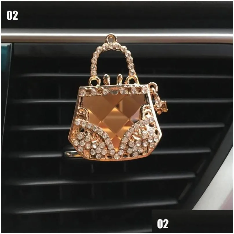 Car Decor Diamond Purse Car Air Freshener Auto Outlet Perfume Clip Scent Diffuser Bling Crystal Accessories Women Girls1