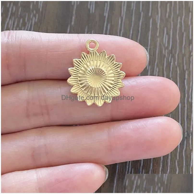 50pcs trendy gold plated sunflower charms for diy jewelry bracelet necklace earrings handmade pendant accesorries wholesale