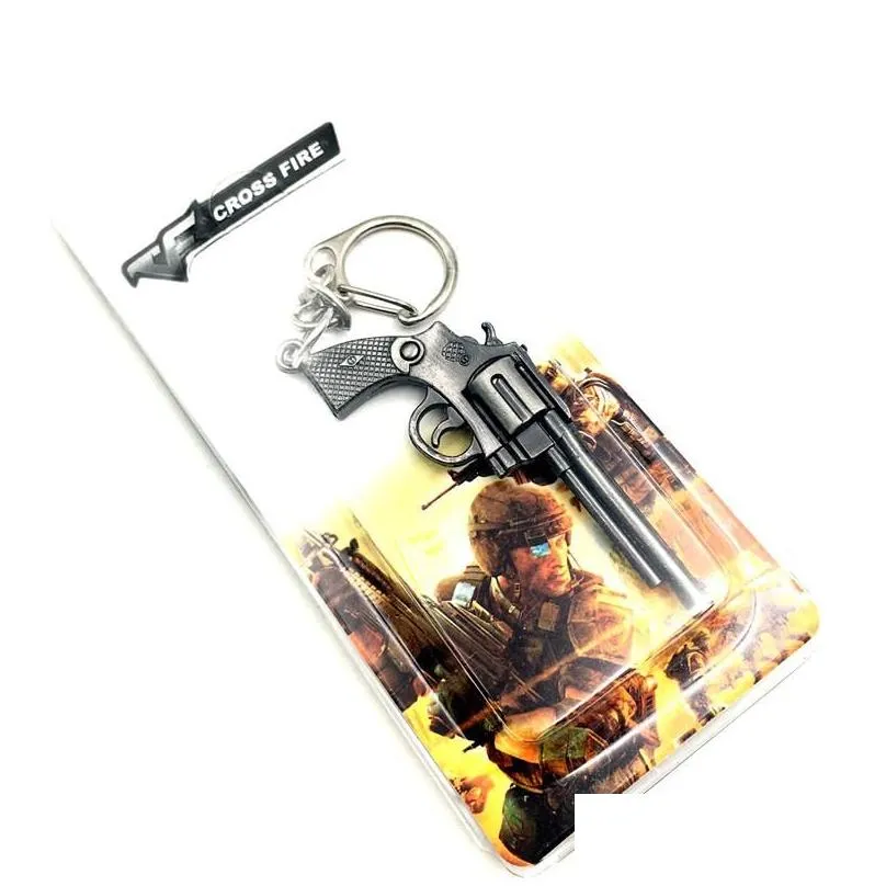 Wholesale 50pcs/Lot Game Gun Model Key Chain Metal Alloy Key Rings Keys Holders Size 6cm Blister Card Package Key Chains
