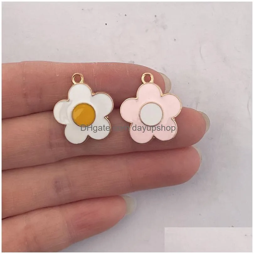 50pcs bracelets charms cute 5 petal plumeria flower charm pendant for necklace earrings bracelet diy jewelry making accessory