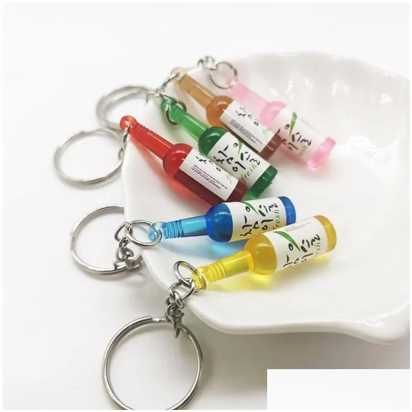 Keychains Korean Simulation Cute Tiny Soju Bottle Keychain Resin Beer Drink Keyring Women Trinket Jewelry Friend Travel Gift Souvenir