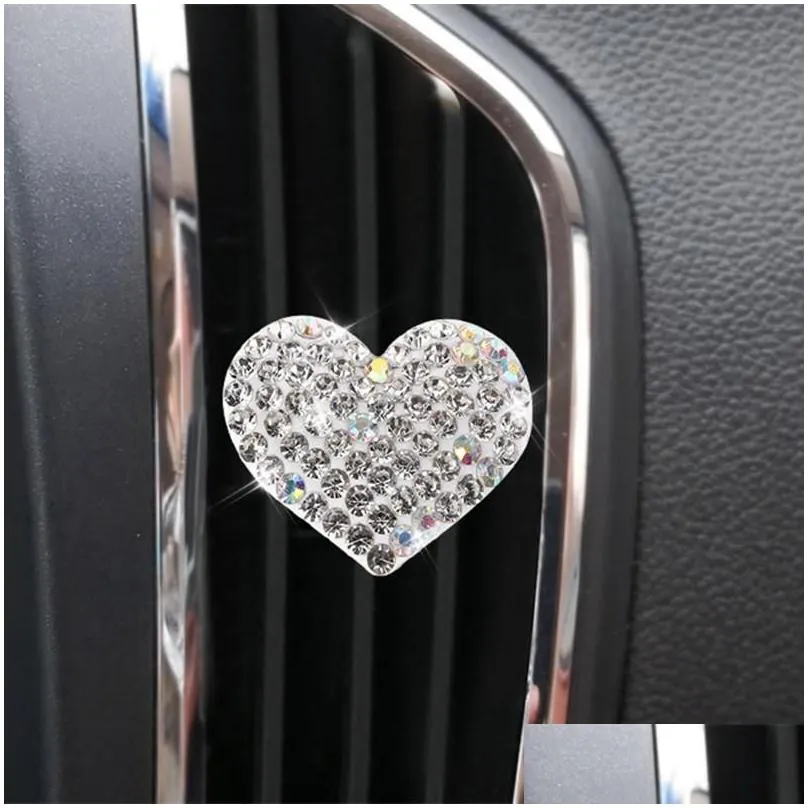 Car Air Freshner Creative White Love Shape Auto Conditioning Perfume Clip Diffuser Decoration Accessories Bling Interior Decora