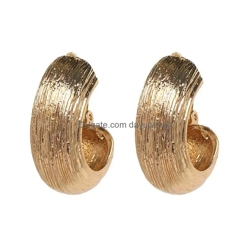 clip-on & screw back design gold metal hoop drop earrings high-quality classic jewelry accessories for women wholesaleclip-on mill22