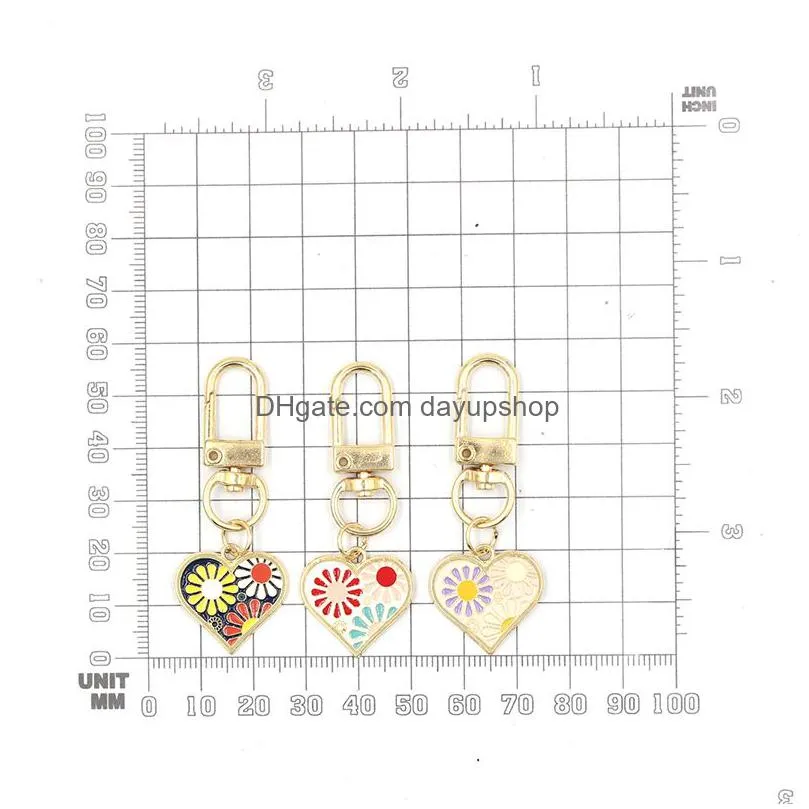 wholesale sun flower heart pendant keychain fashion key rings zipper pull charm planner charms accessories hangbag hanging pendants keyring for women girls