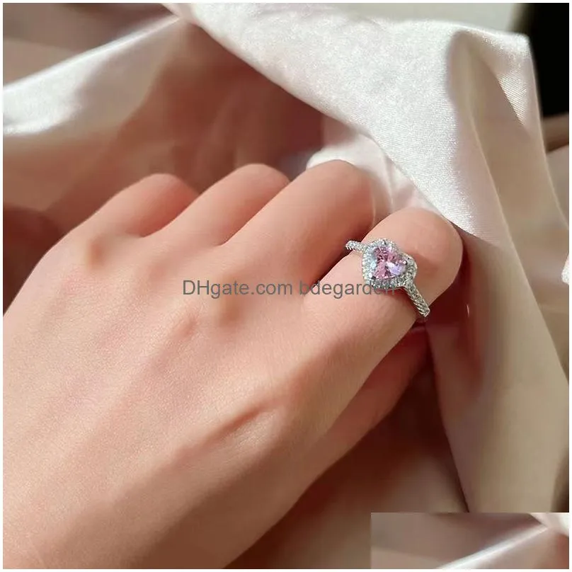 Solitaire Ring Light Luxury Heart Ring Delicate Pink And White Gemstone Zirong Diamond Rings For Women Weddings Engagement Jewelry Rin Dhjuz