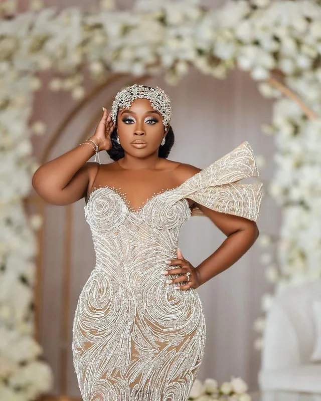 2023 Oct Arabic Aso Ebi Plus Size Champagne Mermaid Wedding Dress Beaded Sequined Lace Bridal Gowns Dresses ZJ254