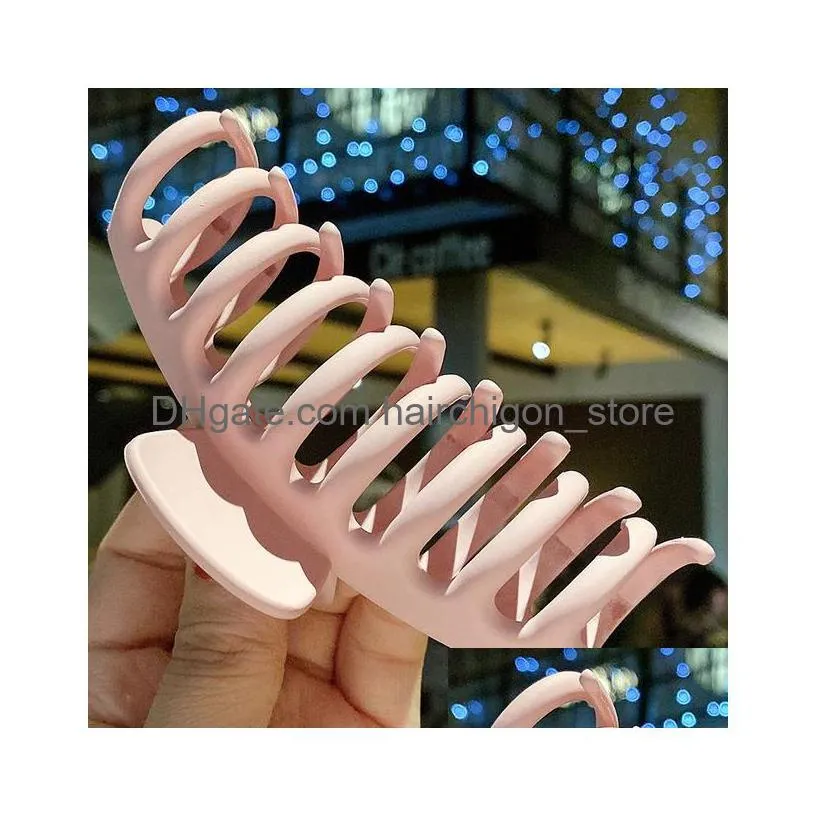 simple solid color clip women matte black plastic hair claw girls large hair clamps claw clip crab for hair accessories