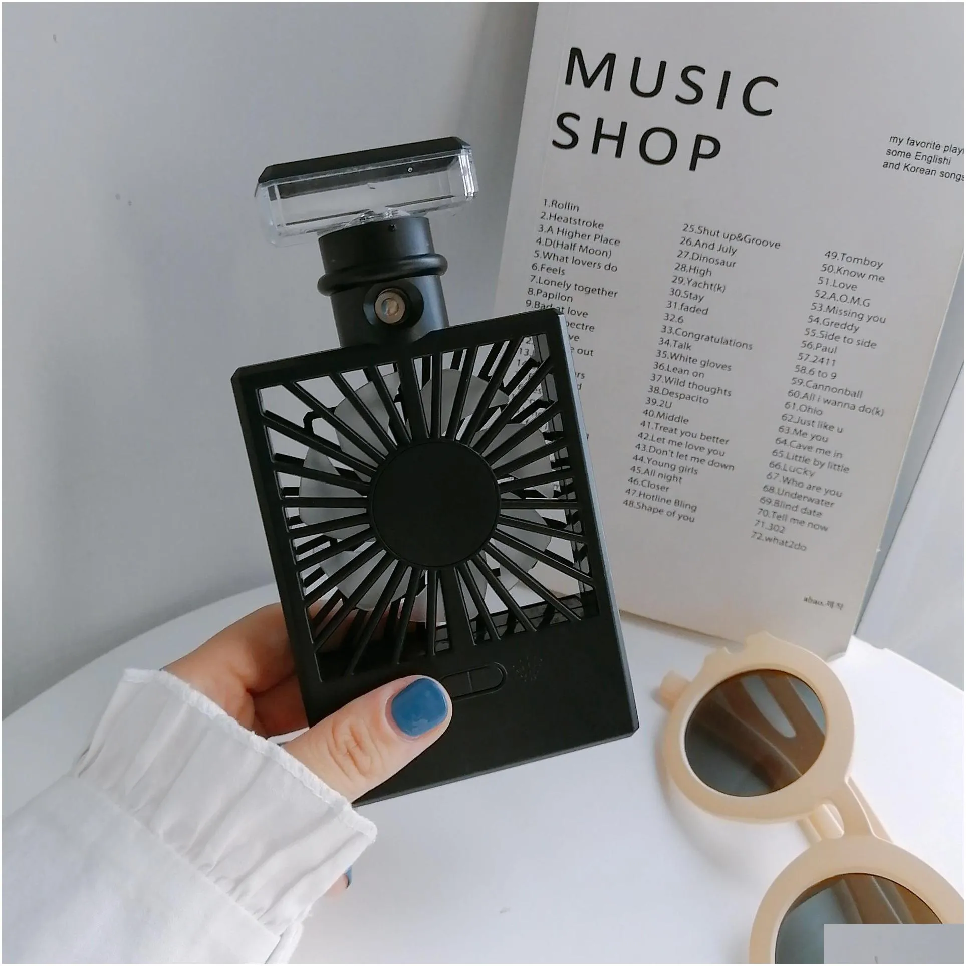 summer high fashion mini fan portable hand mini water spray air conditioner cool air cooler usb charging perfume shaped ship