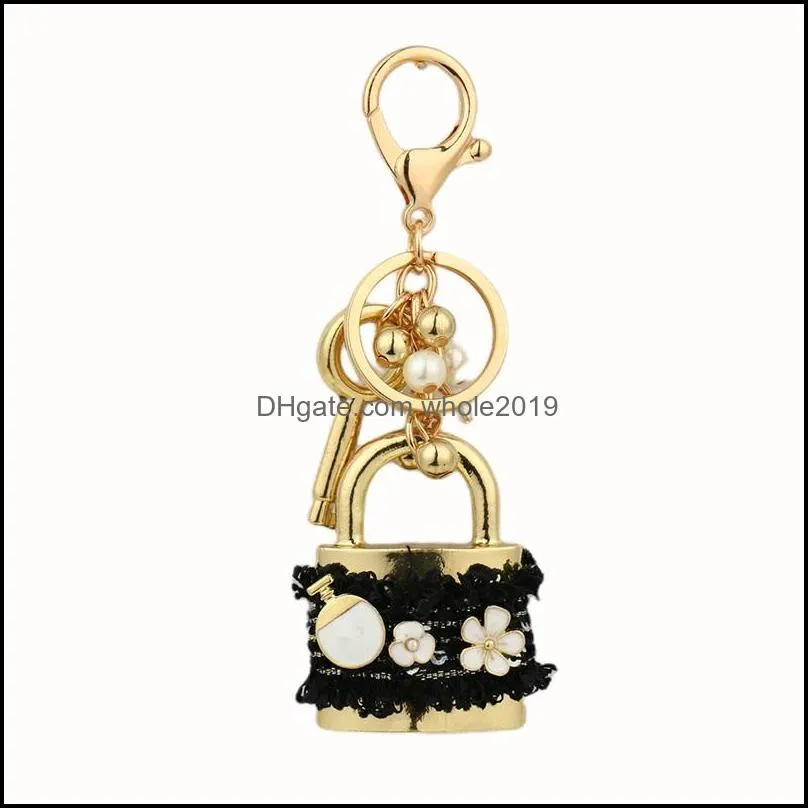 lock with key shape pendant metal keychain for women party gift friend jewelry