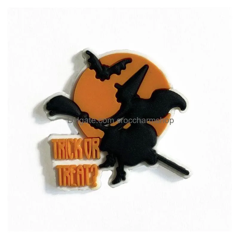 anime charms wholesale childhood memories halloween pumpkin funny gift cartoon croc charms shoe accessories pvc decoration buckle soft rubber clog