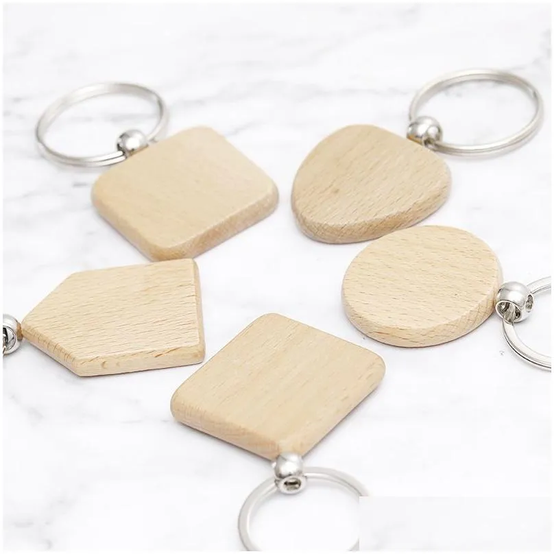 promotional handicrafts party favor souvenir plain diy blank beech wood pendant key chain keychain with key ring