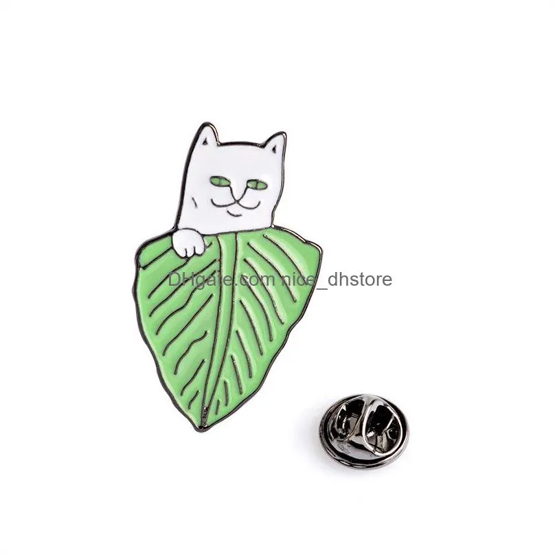 cartoon funny cats with banana on branch design brooch pins badge pinback button corsage men women child jewelry