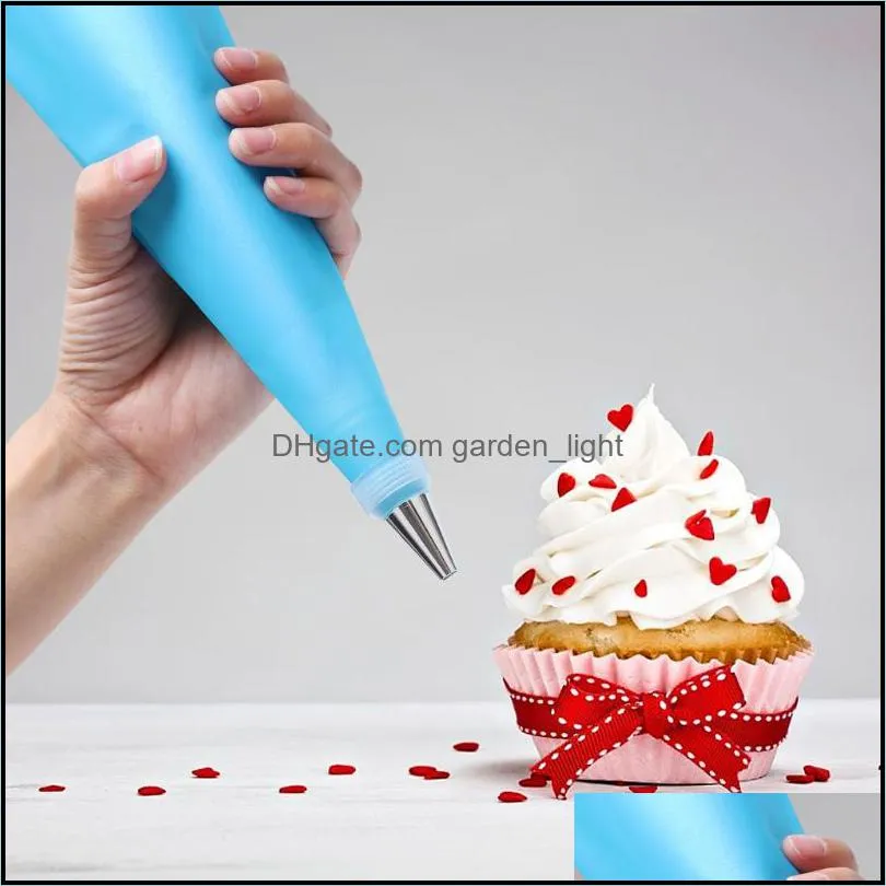 16pcs/set confectionery bag with nozzles icing piping tip stainless steel cake decorating tool pastry cream spout for baking tools