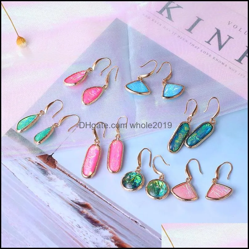 hot sell colorful glass crystal pendant dangle earring for women unique design 18 color geometric hook earring fashion jewelry gift