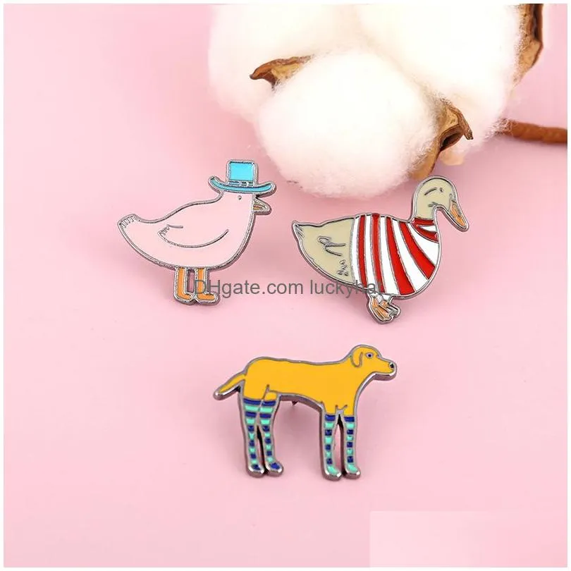 cute poultry cartoon animal duck dog chickens brooch pins funny zinc alloy enamel brooches for girls xmas gift badges bag shirt pin