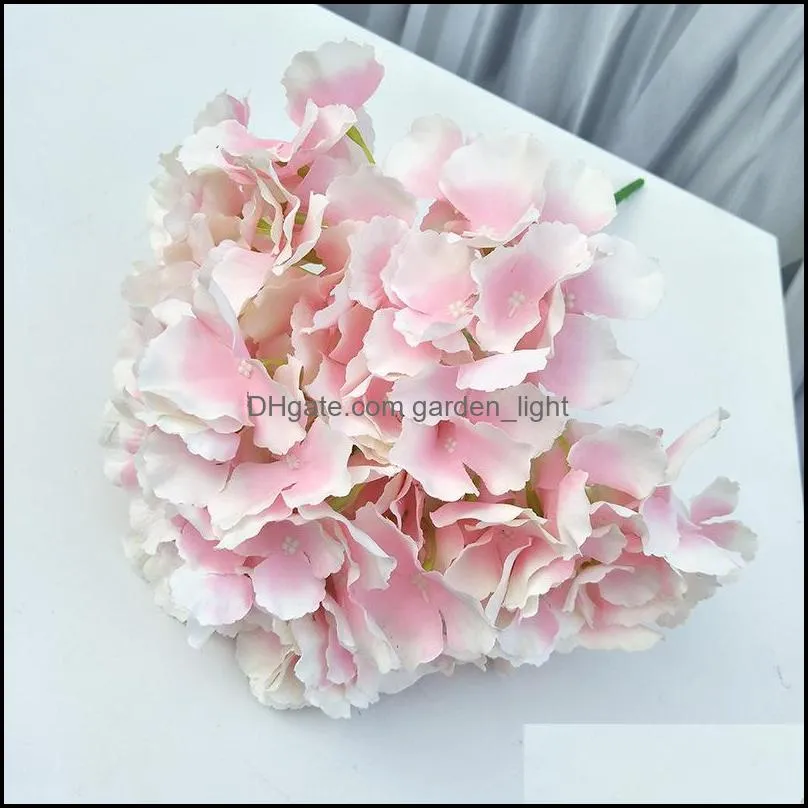 simulation hydrangeas bride hand holding bouquet wedding guide blooming artificial flowers home decoration m dream b zeg